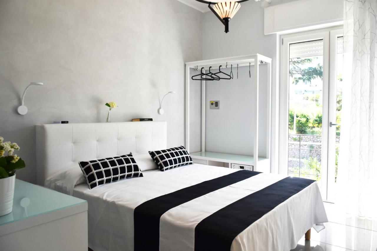 Costantino Suites Sorrento Esterno foto